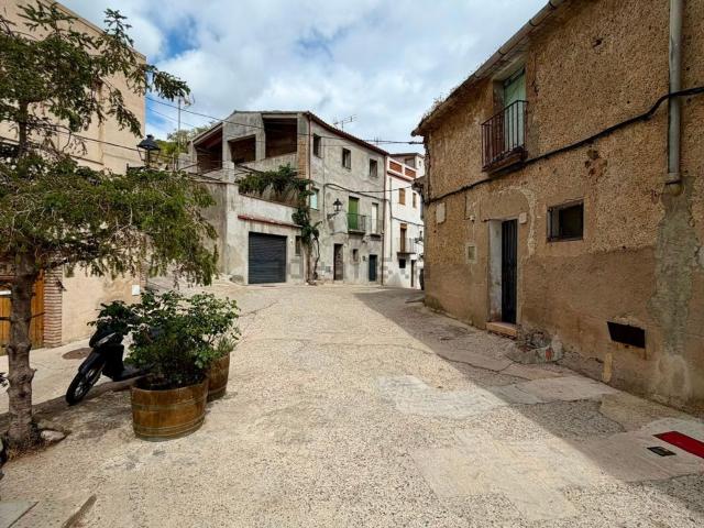 Casa en venta en Priorat, Catalunya