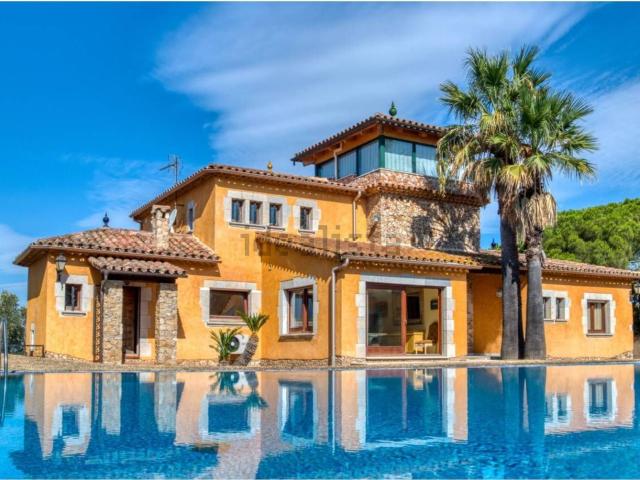 Casa en venta en Alt Empordà, Catalunya