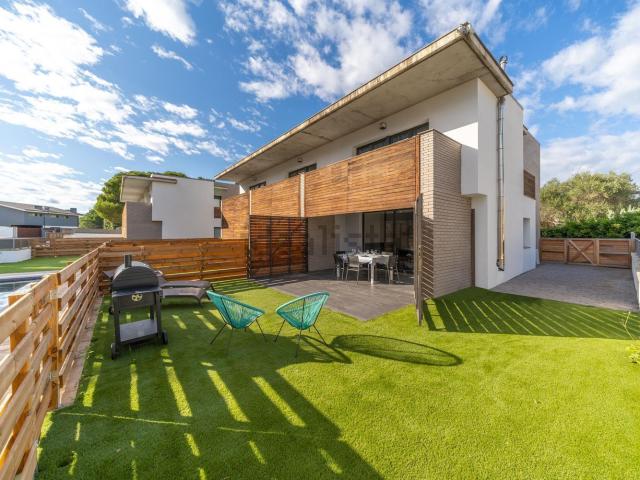 Casa en venta en Alt Empordà, Catalunya