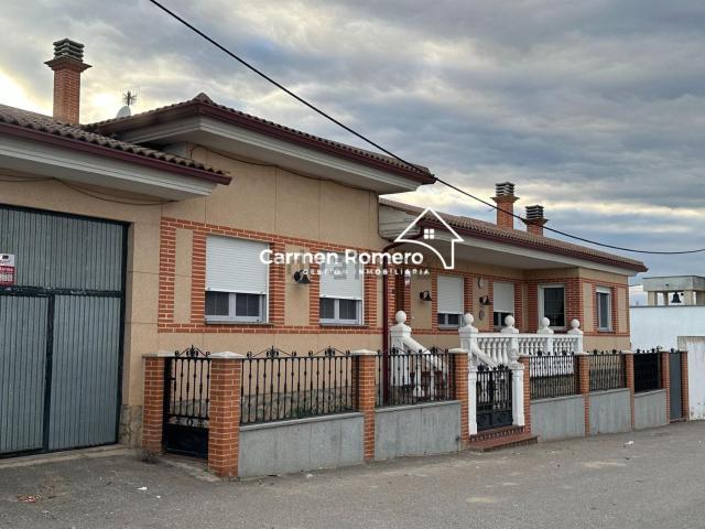 Casa en venta en Poveda De Las Cintas, Salamanca