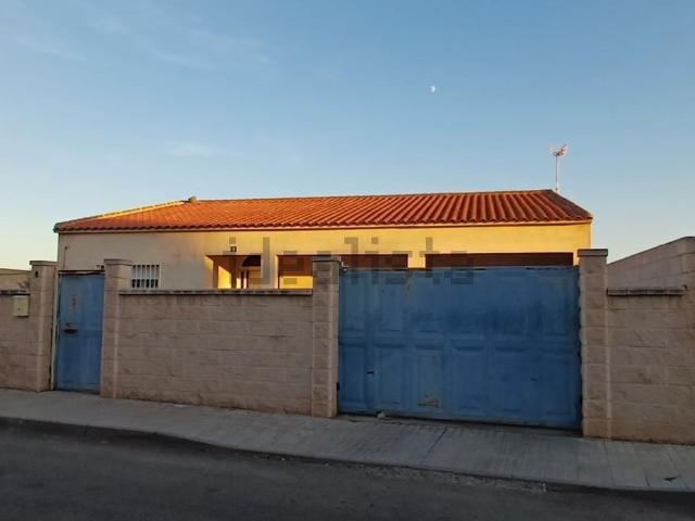 Casa en venta en Pozuelo De Calatrava, Castilla-La Mancha