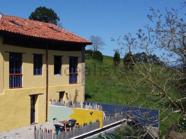 Casa en venta en Pravia, Surriba