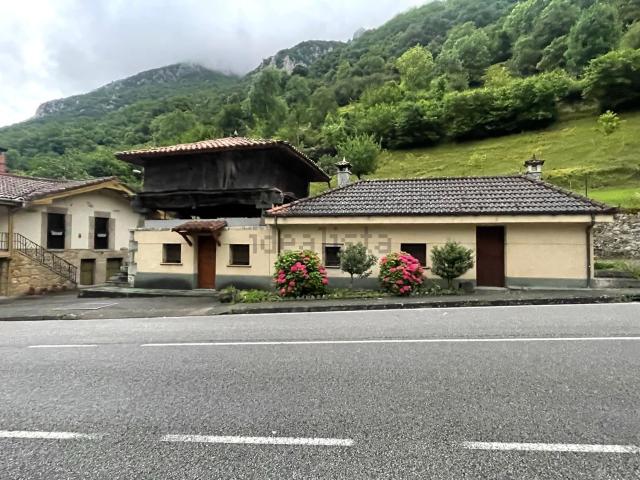 Casa en venta en Proaza, Asturias