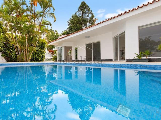 Casa en venta en Puerto De La Cruz, Canarias