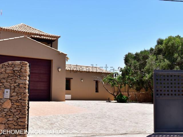 Casa en venta en Casillas del Ángel, Puerto del rosario