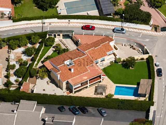 Casa en venta en Puerto de la Torre, Málaga-Costa del Sol