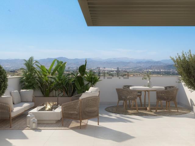 Casa en venta en Puerto de la Torre, Málaga-Costa del Sol