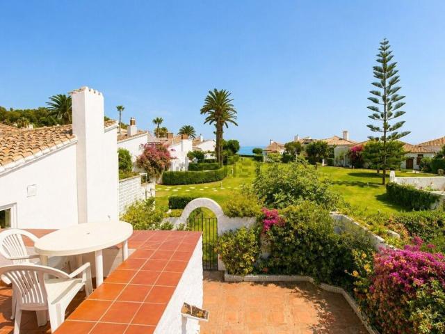 Casa en venta en Alcazaba Beach, Costa del Sol Occidental