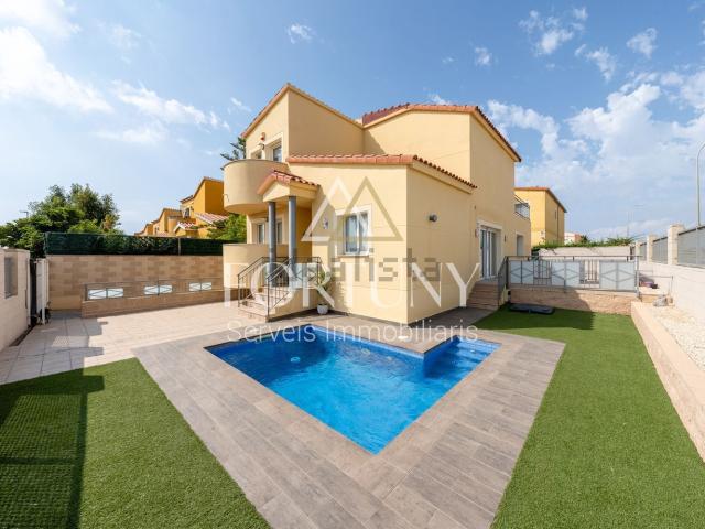 Casa en venta en Vilafortuny, Baix Camp