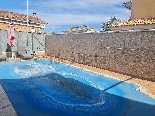 Casa en venta en R-66-A (El Arco), Cáceres