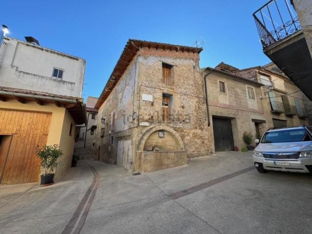 Casa en venta en Ráfales, Teruel