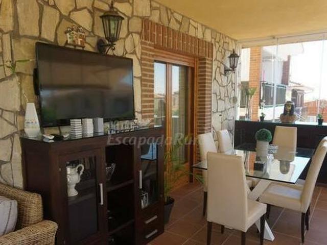 Casa en alquiler en Navas Del Rey, Madrid