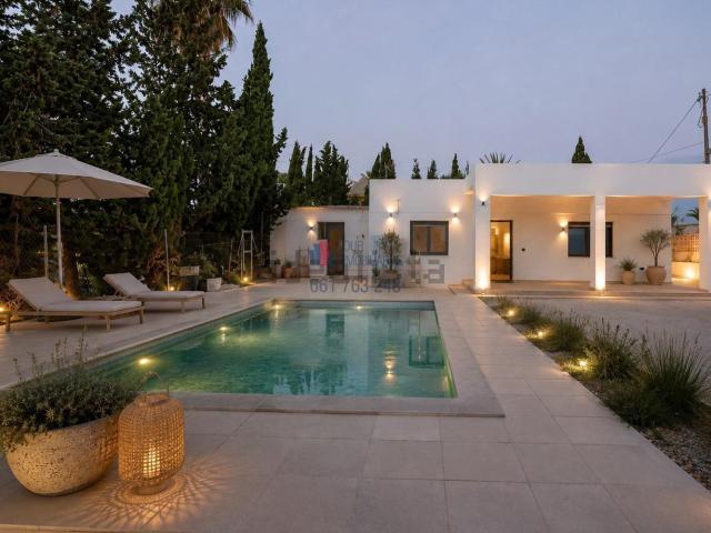 Casa en venta en el Rebolledo, l'Alacantí