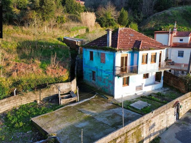 Casa en venta en Cesantes, Vigo