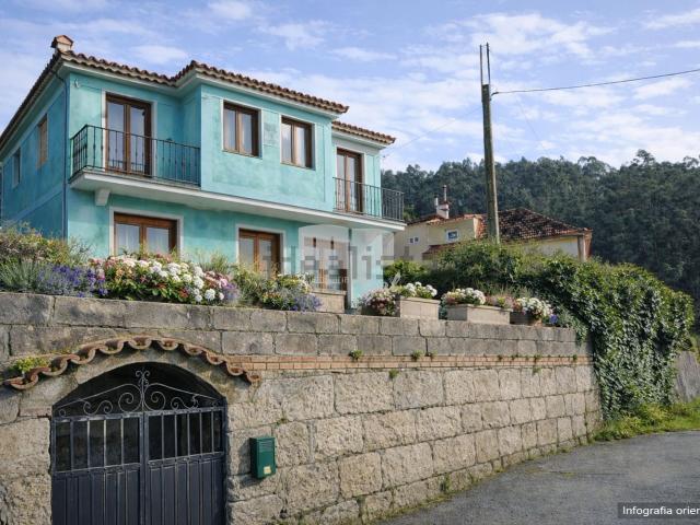 Casa en venta en Saxamonde, Vigo