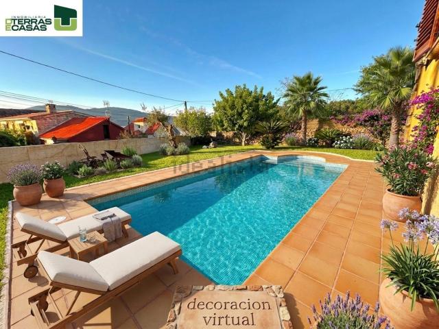 Casa en venta en O Viso, Vigo