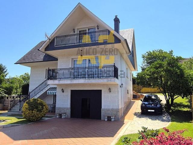 Casa en venta en Redondela, Vigo