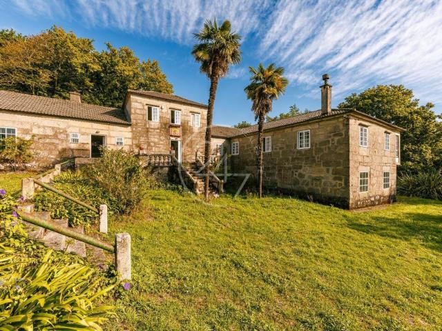 Casa en venta en Cesantes, Vigo