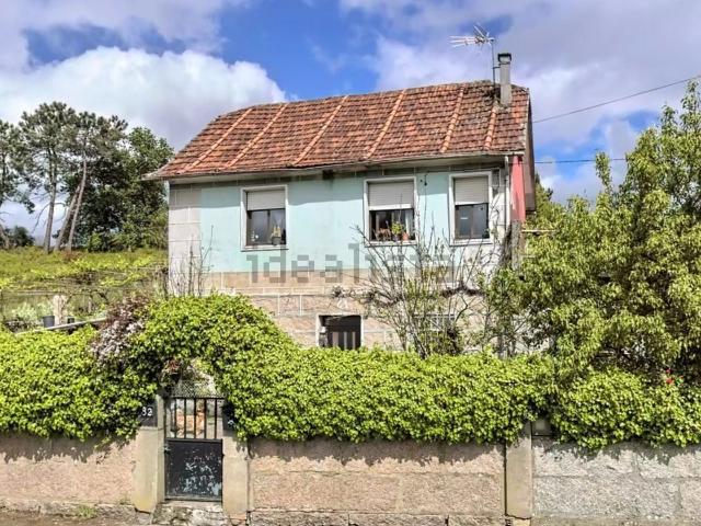 Casa en venta en Cesantes, Vigo