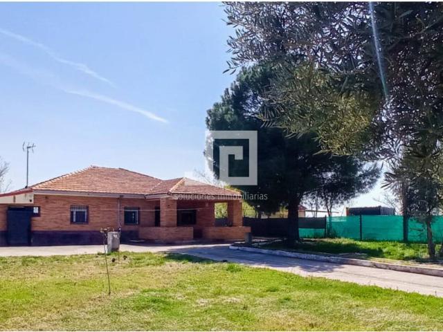 Chalet en venta en Illana, Castilla-La Mancha