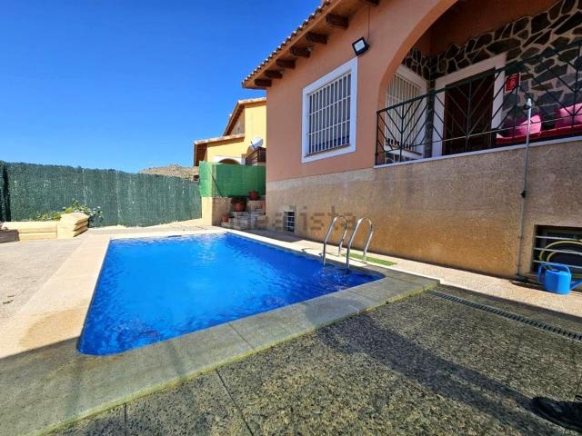 Casa en venta en Relleu