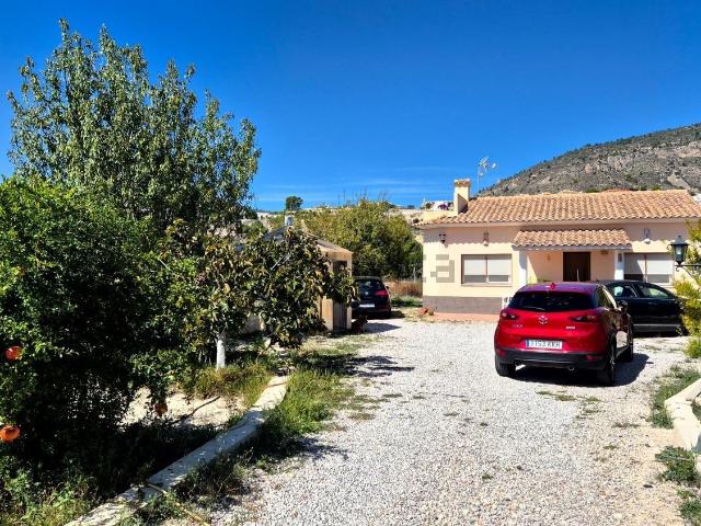 Casa en venta en Relleu