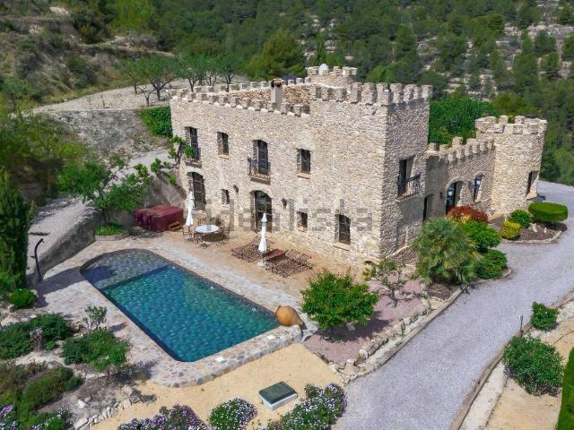 Casa en venta en Relleu