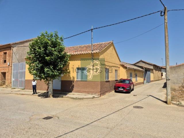Casa en venta en Revellinos, Castilla y León