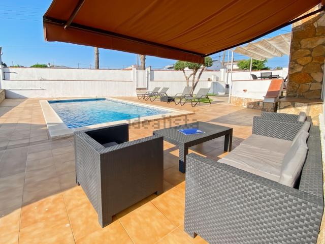 Casa en venta en Alt Empordà, Catalunya