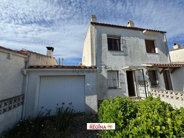 Casa en venta en Alt Empordà, Catalunya