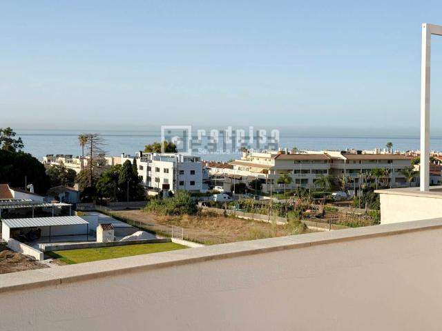 Casa en venta en Torre de Benagalbón, La Axarquía
