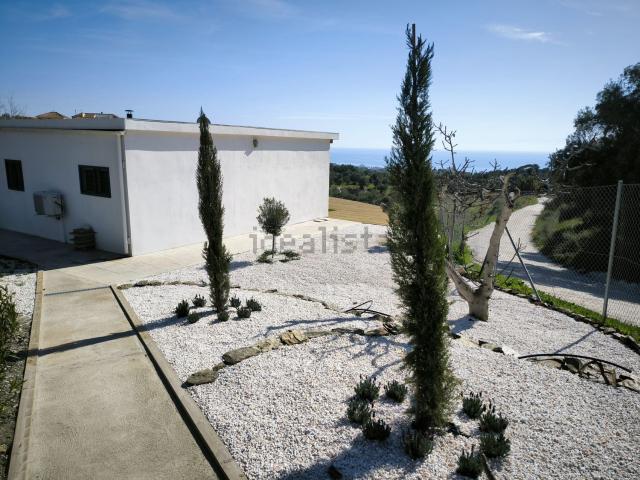 Casa en alquiler en Rincón De La Victoria, Málaga