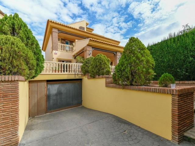 Casa en venta en Torre de Benagalbón, La Axarquía