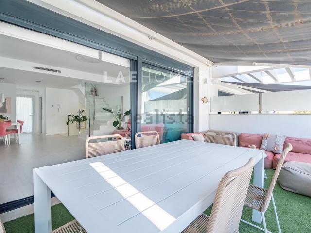 Casa en venta en Torre de Benagalbón, La Axarquía
