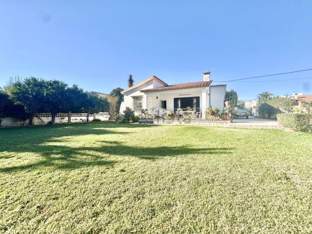 Casa en venta en Torre de Benagalbón, La Axarquía