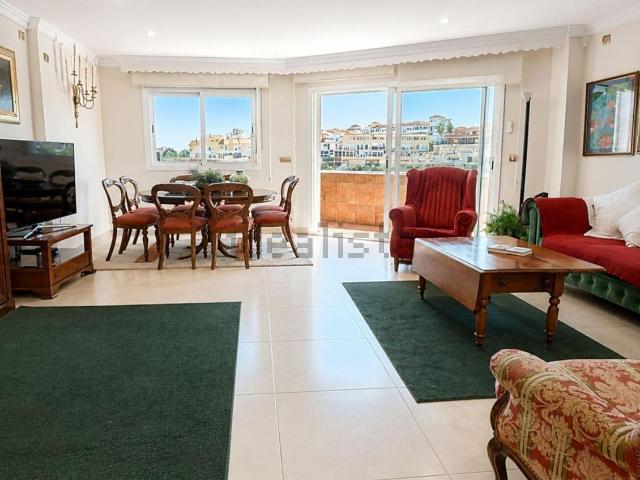 Casa en venta en Torre de Benagalbón, La Axarquía