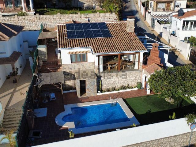Casa en venta en Torre de Benagalbón, La Axarquía