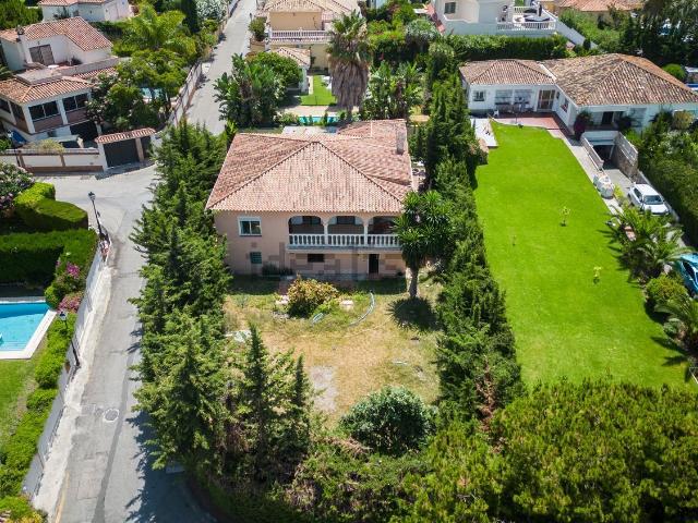 Casa en venta en Rio Real, Costa del Sol Occidental