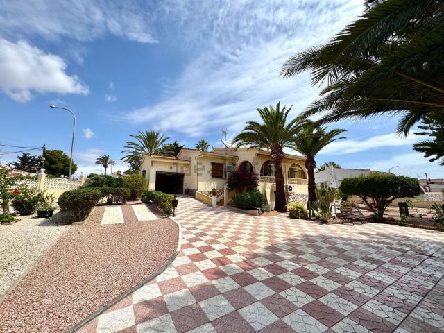 Casa en alquiler en Ciudad Quesada, Rojales