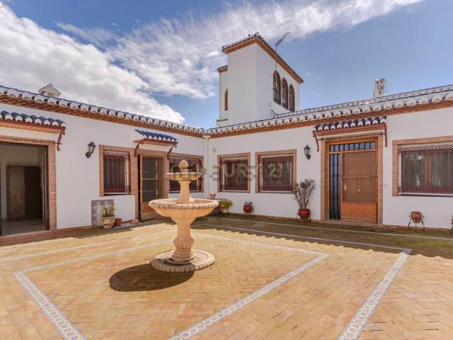 Casa en venta en Ronda, Granada