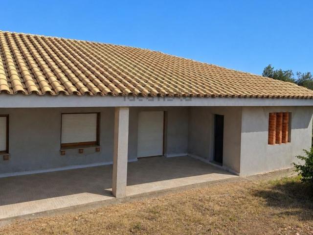 Casa en venta en Colònia Parellades, Baix Ebre