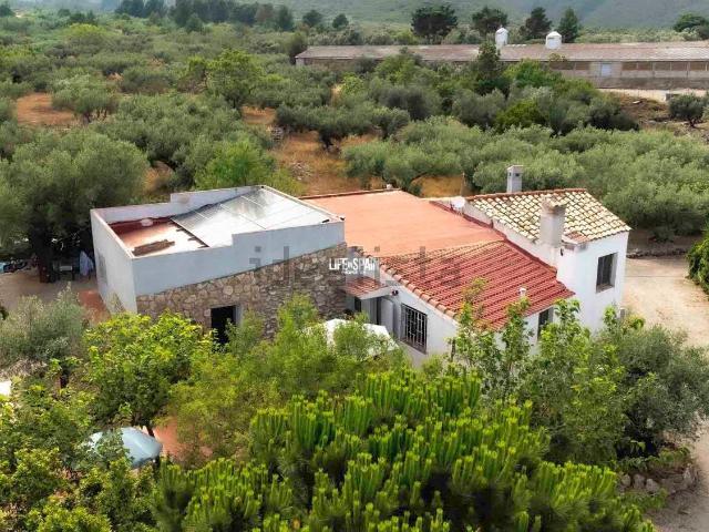 Casa en venta en Roquetes