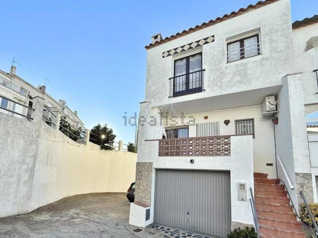 Casa en venta en Santa Rosa de Puig-rom, Alt Empordà