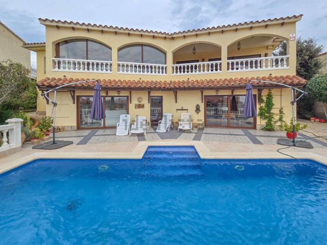 Casa en venta en el Mas Fumats, Alt Empordà