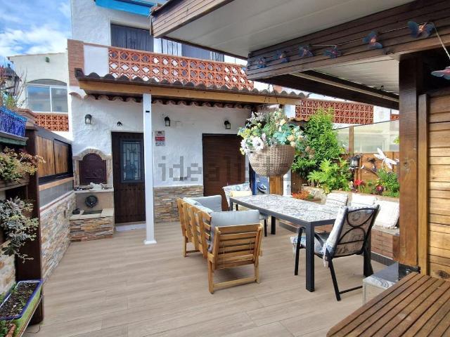 Casa en alquiler en Santa Rosa de Puig-rom, Alt Empordà
