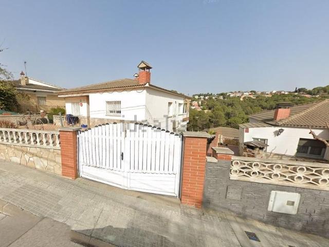Casa en venta en Rubí, Castellnou