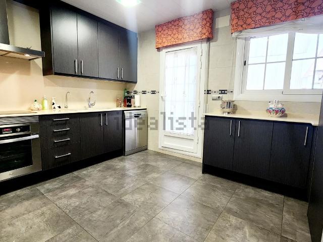 Casa en venta en Rubí
