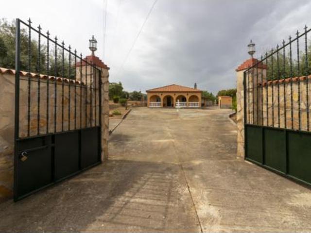 Chalet en venta en Urbanización Campomanes, Tierra de Badajoz