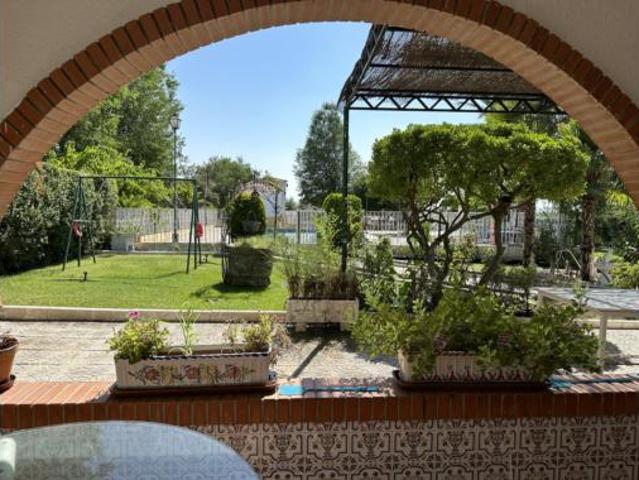Villa en venta en Cubas De La Sagra, Urbanización Las Moreras