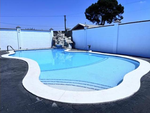 Chalet en venta en Ruana Baja, Dos Hermanas
